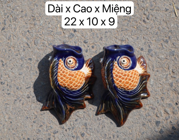 CÁ CHÉP TREO TƯỜNG