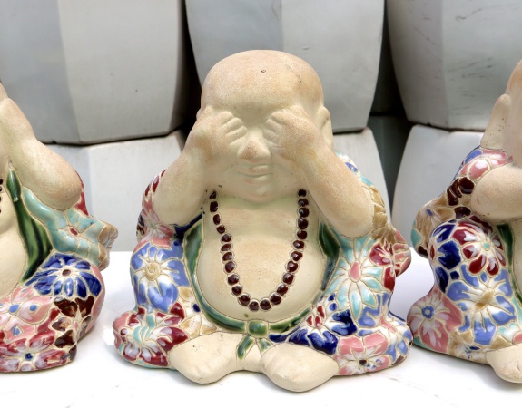 BỘ 3 TƯỢNG KHÔNG NGHE KHÔNG THẤY KHÔNG NÓI