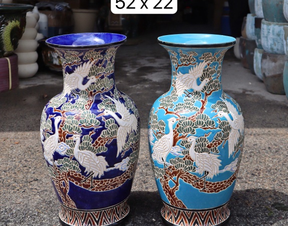 BÌNH HOA CHẤM KHẮC CÒ